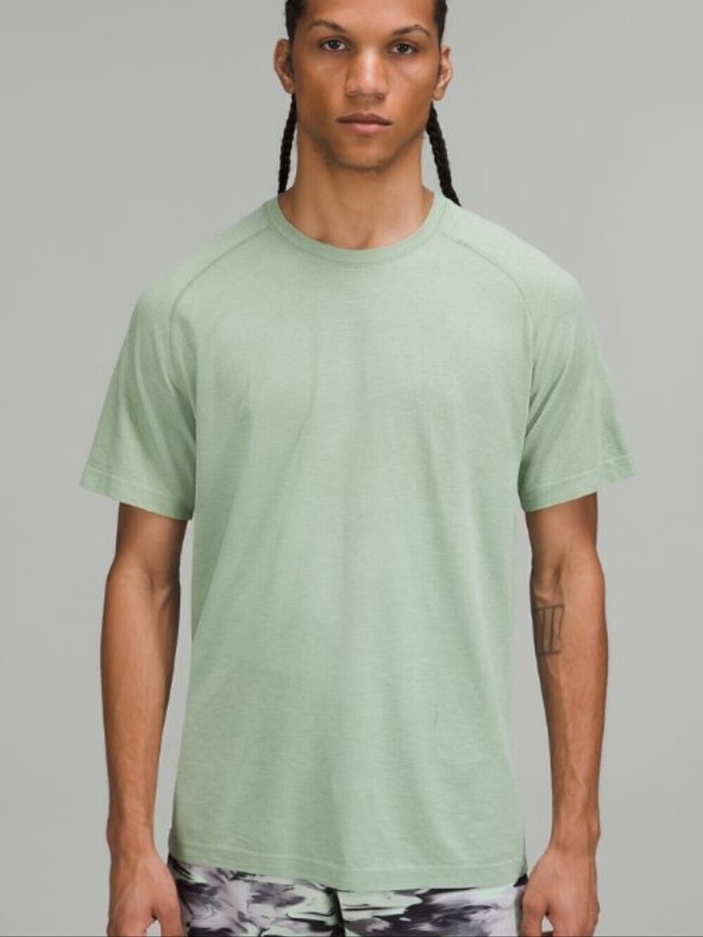 Lululemon Metal Vent Tech Short Sleeves Top. Tee Shirt. Light Green. Men Size XL